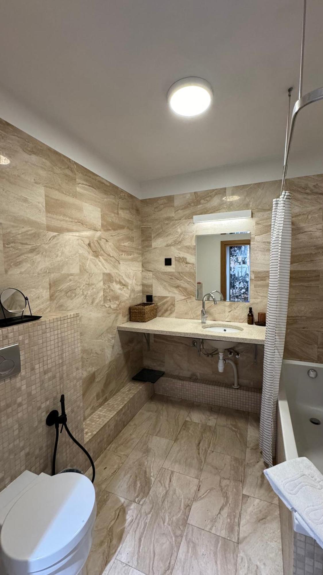 Apartament Dworzec Gdanski Warszawa Exteriör bild
